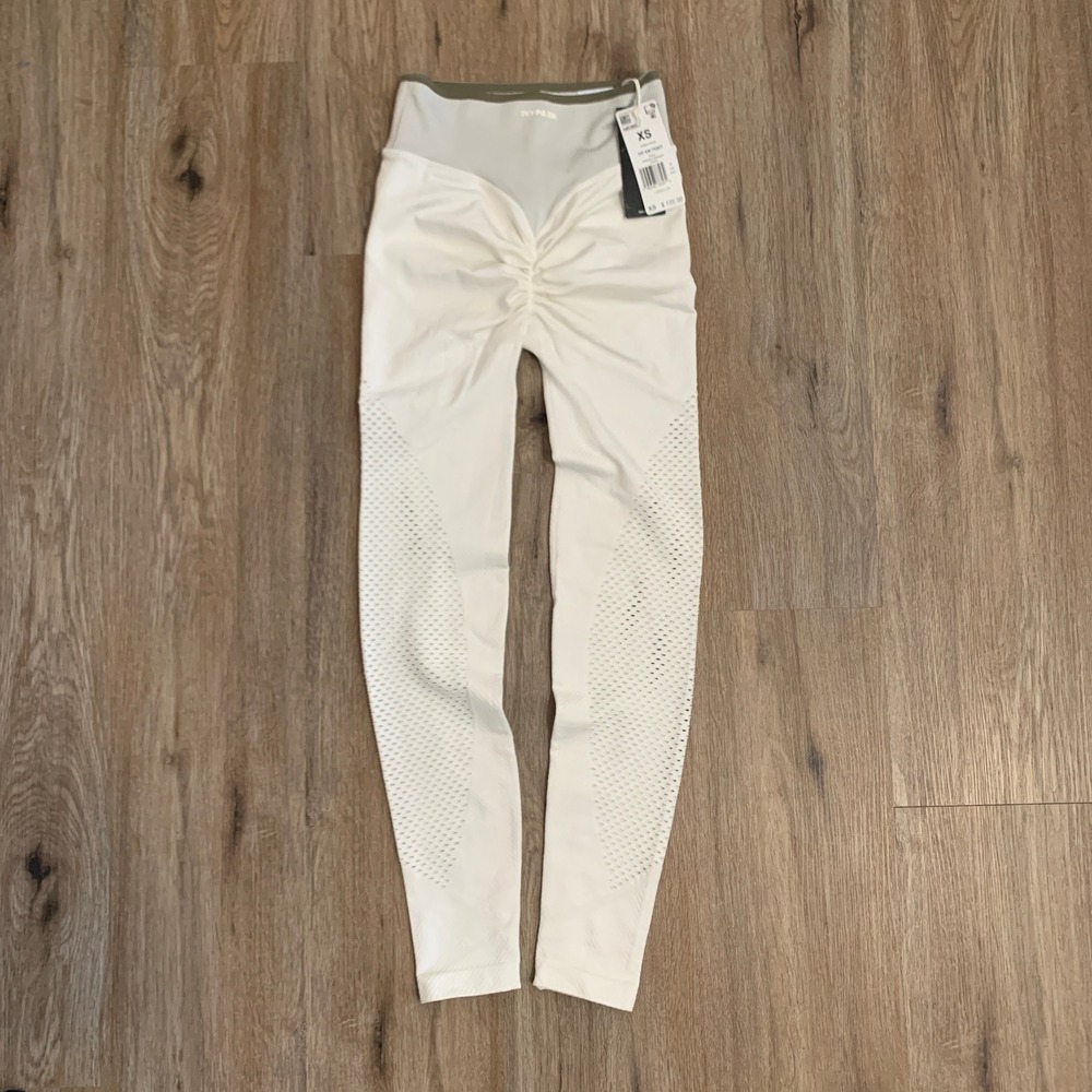 Adidas x Ivy Park Seamless High-Waist Leggings in white - size XS womens